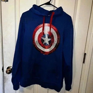Men’s size medium captain America sweatshirt